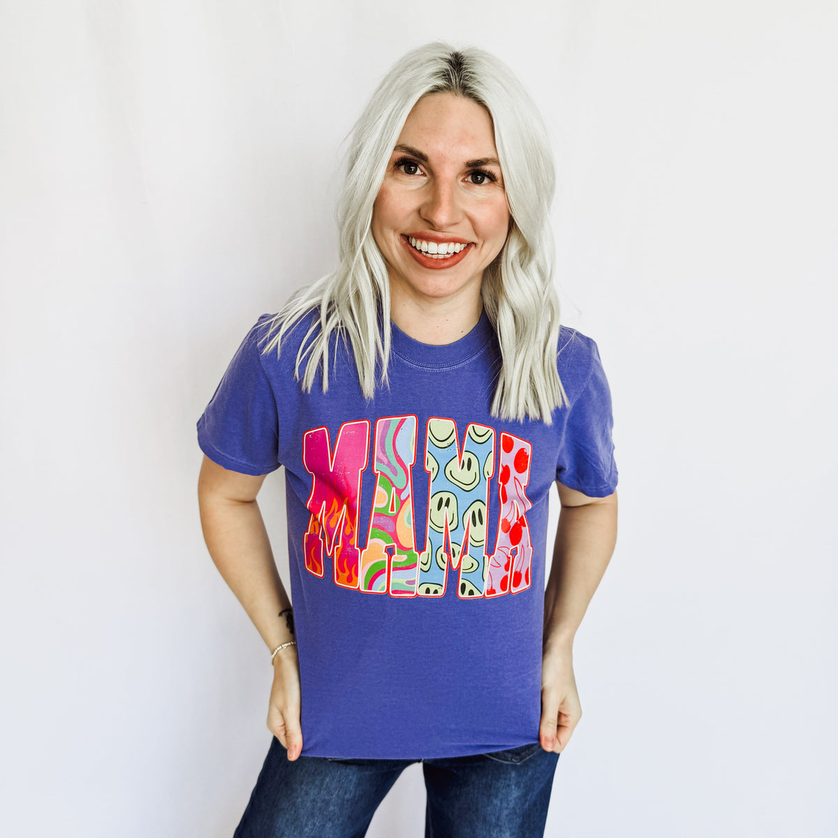 Retro Mama Graphic Tee