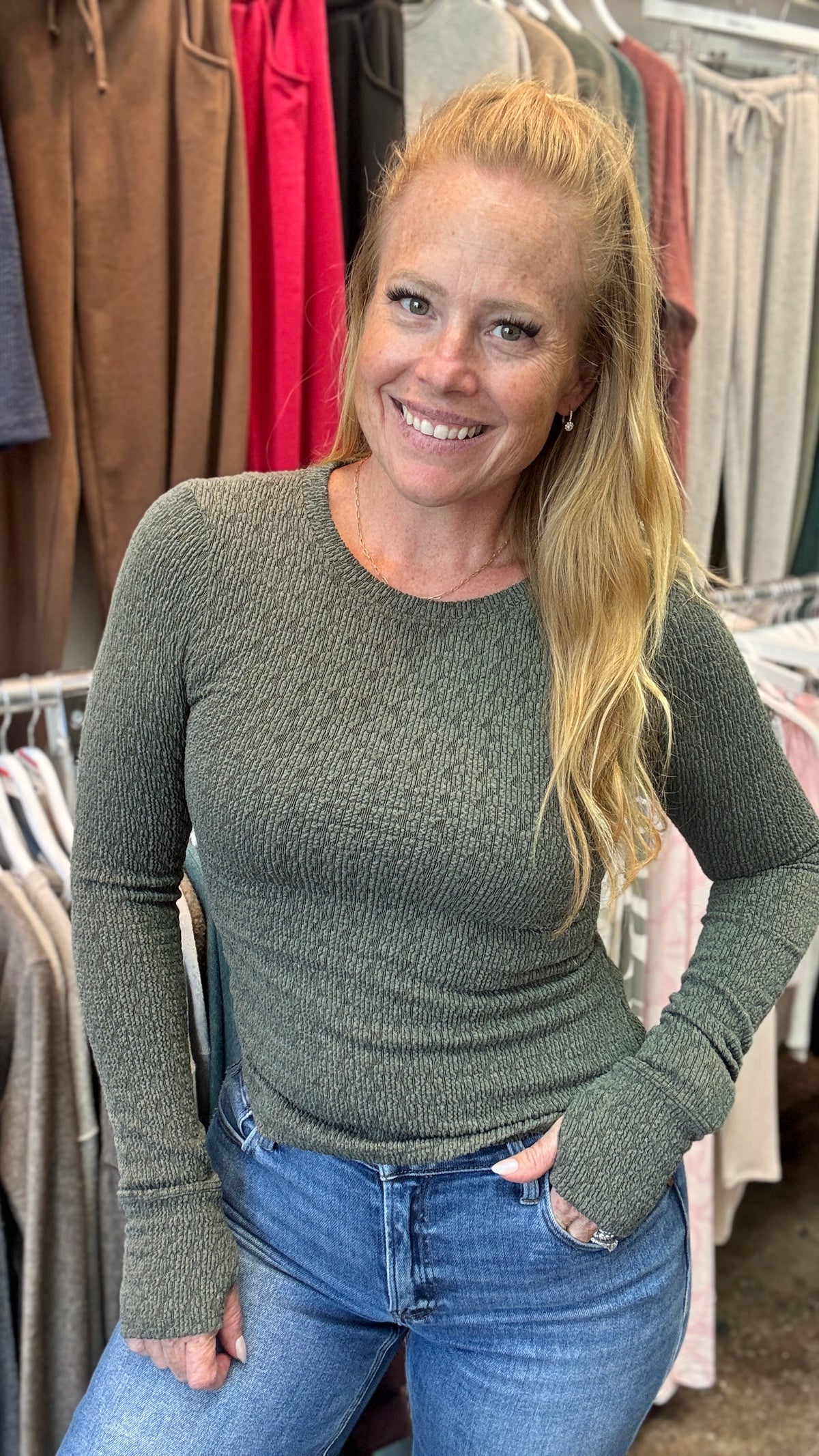 Puckered Jacquard Crew Neck Long Sleeve Thumbhole Top