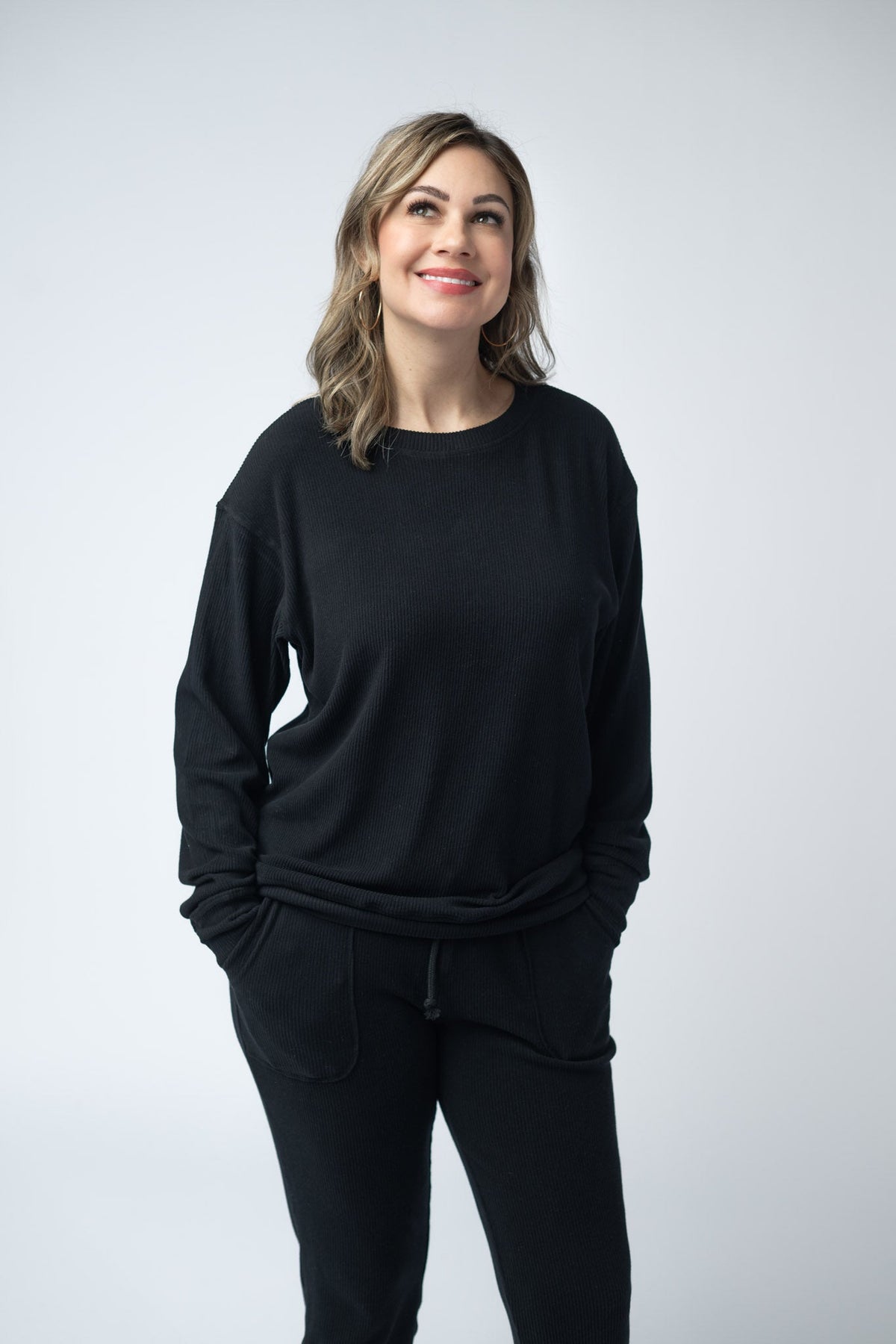Corrine Ribbed Pullover Top - Black