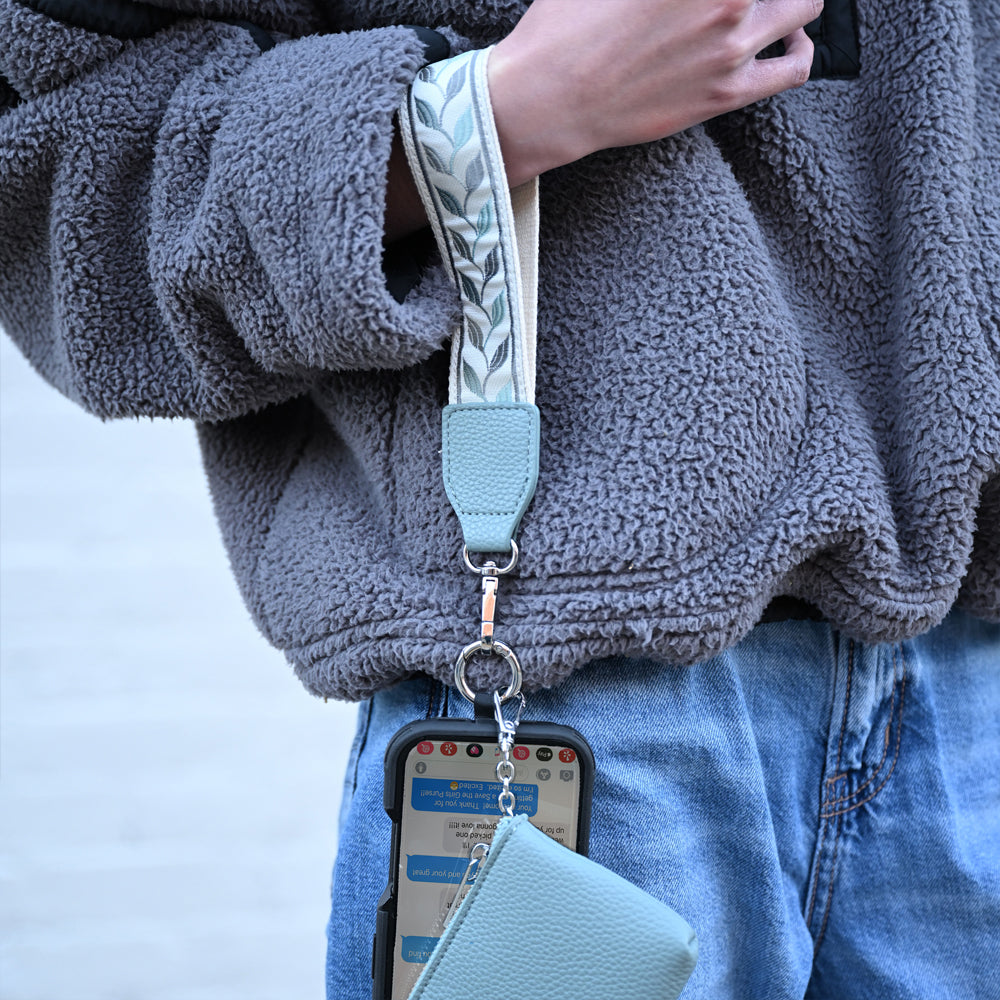 Clip & Go Strap w/RFID Pouch Leaf Pattern
