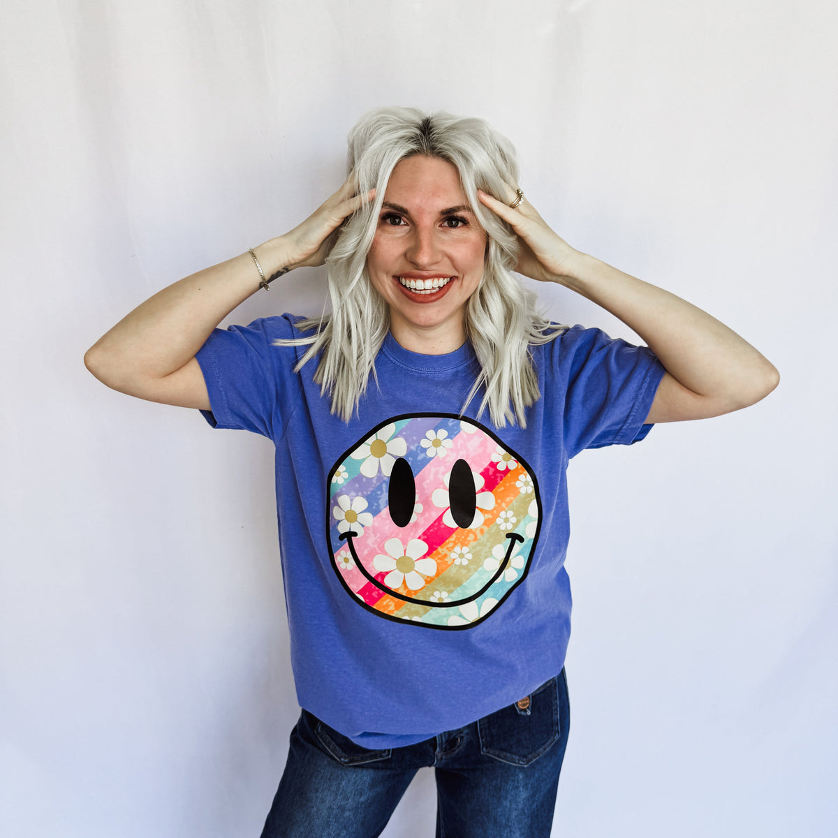 Daisy Stripe Smile Graphic Tee
