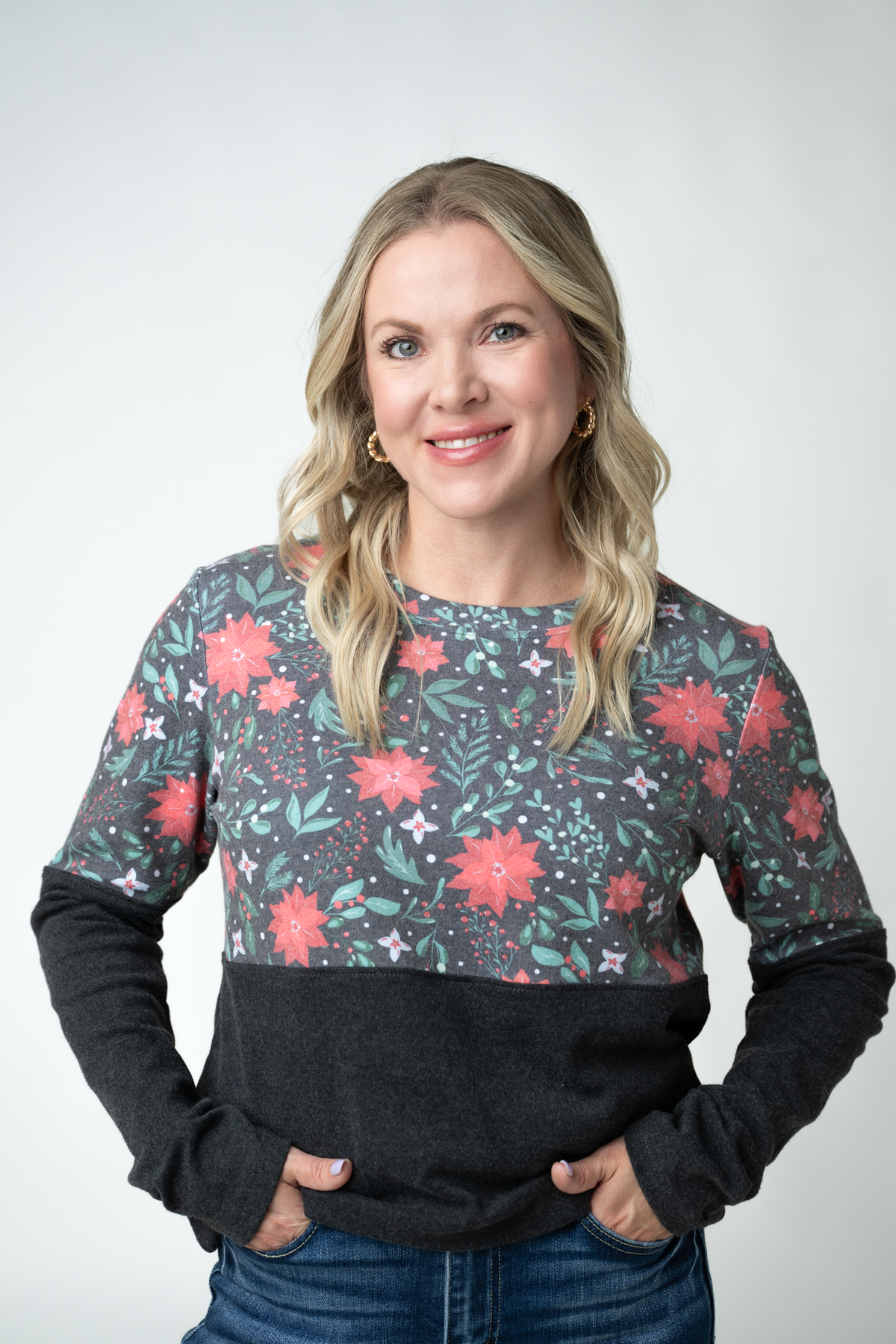 Natalie Pullover - Poinsettia Nights