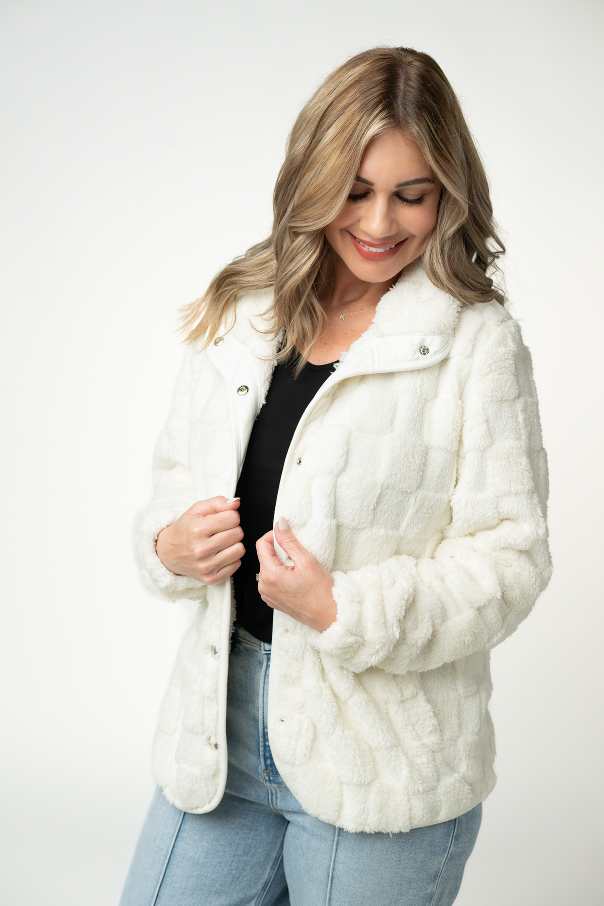 Checkered Snap Sherpa - Ivory