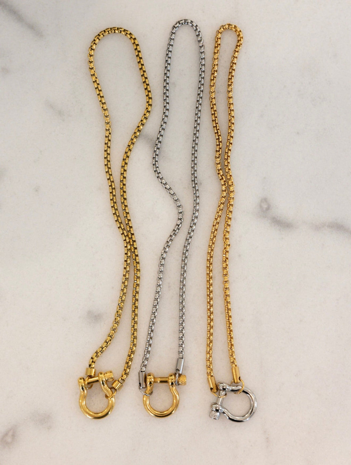 LOCKET NECKLACE
