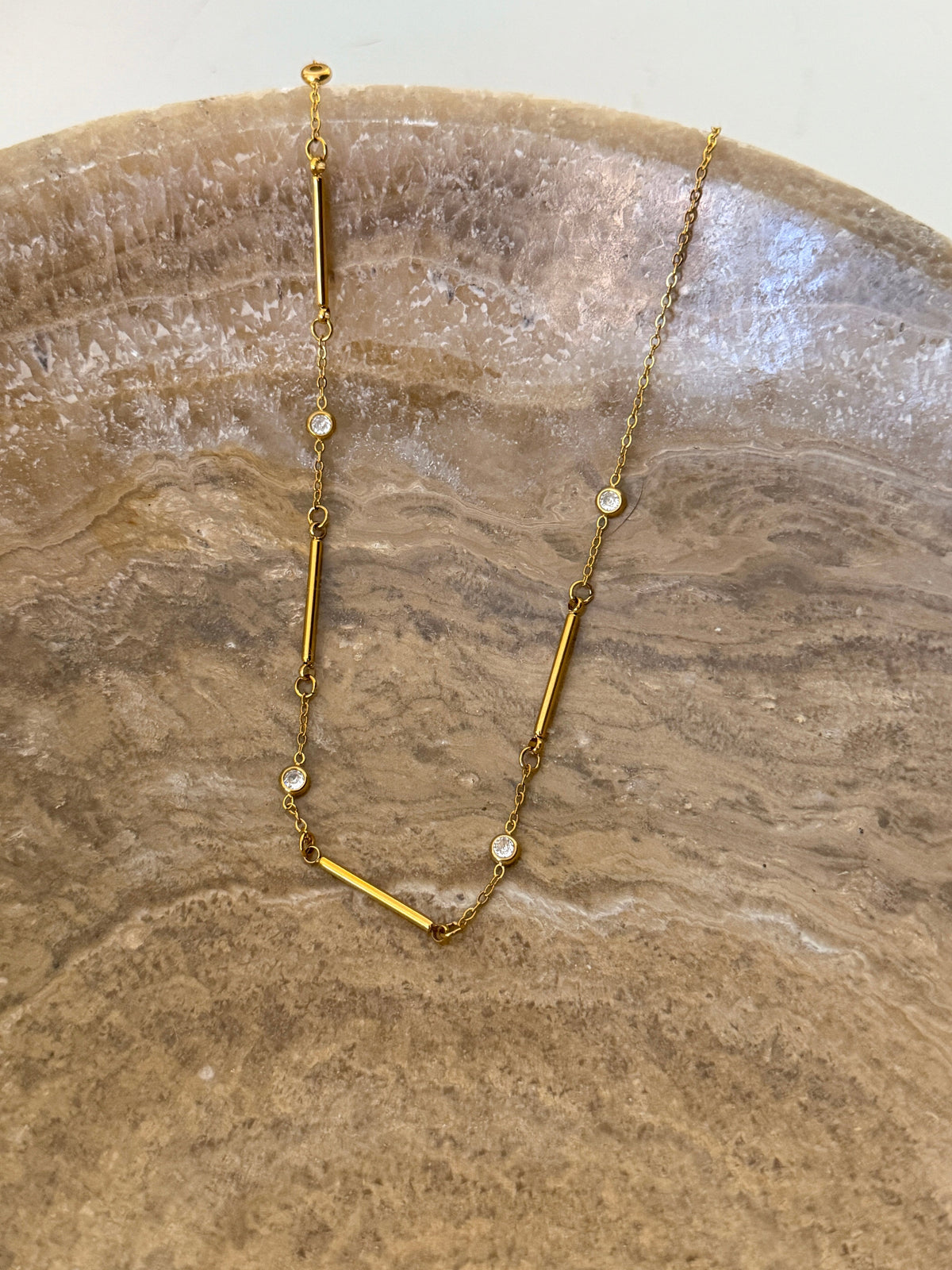 ELLA NECKLACE