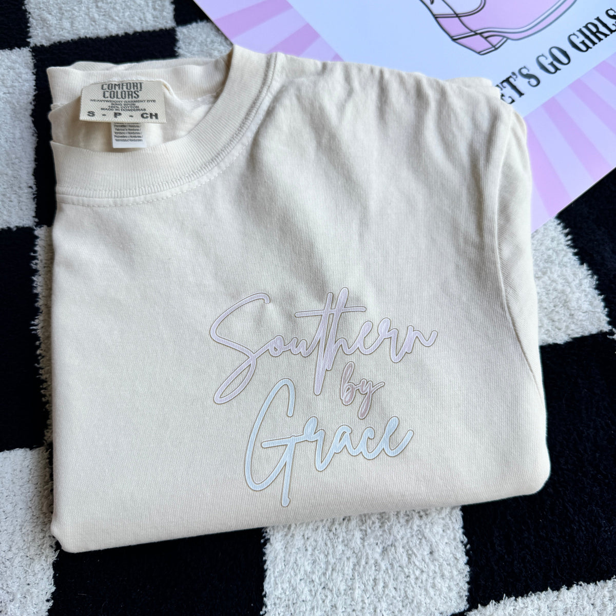 Southern Grace Graphic Tee